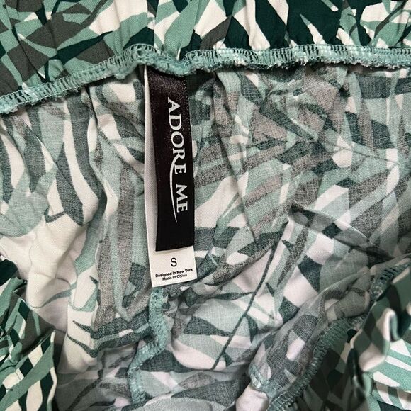 Adore me tropical print green white open side slit flare leg pants size small - Picture 3 of 5